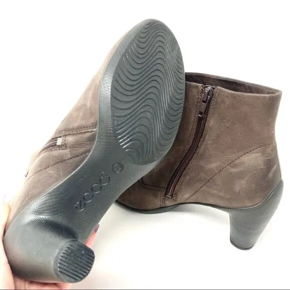 ECCO Sculptured 65 Brown Leather Ankle Boots Size 39