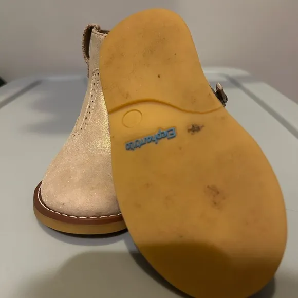 Elephantito Stylish Kids soft gold leather Madison Boots sz 8