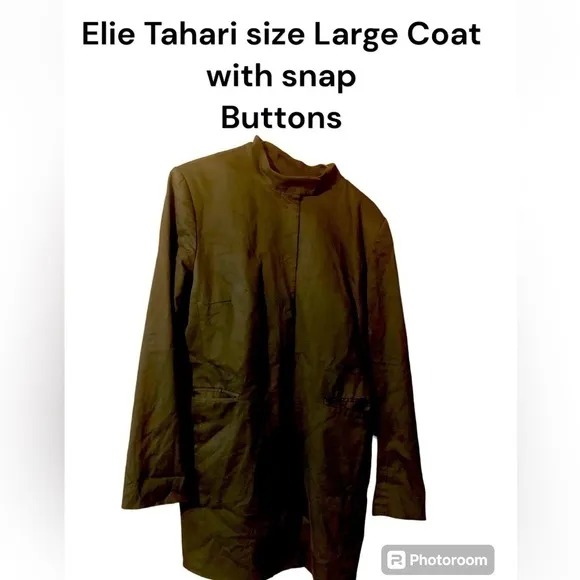 EUC Elie Tahari trench coat Large, snap closures with mandarin collar 99% cotton