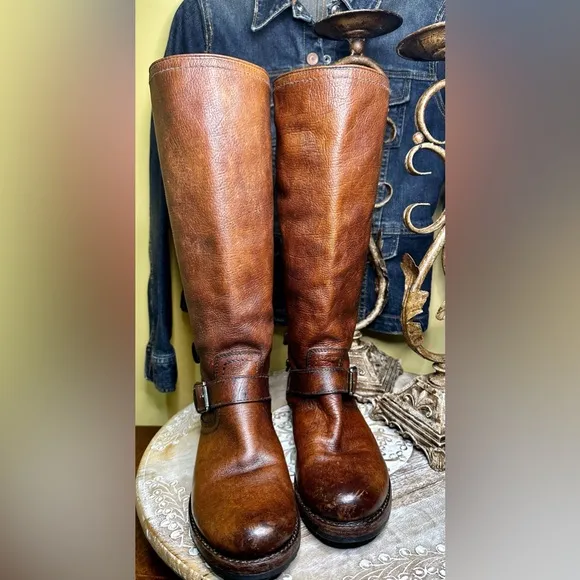 EUC Frye “Veronica” Backzip Leather Boots with Buckles and Snap Details Size 7.5