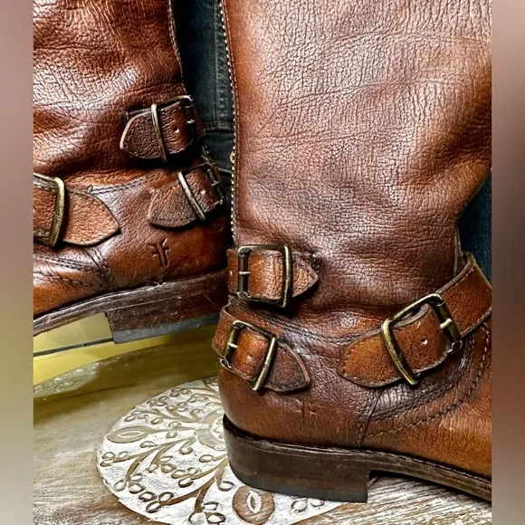 EUC Frye “Veronica” Backzip Leather Boots with Buckles and Snap Details Size 7.5