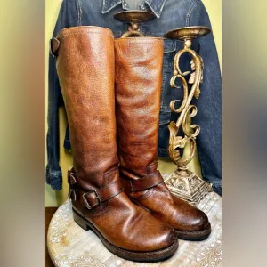 EUC Frye “Veronica” Backzip Leather Boots with Buckles and Snap Details Size 7.5