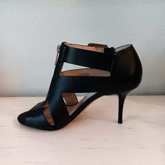 EUC 💥 MICHAEL KORS ANYA Black Peep Toe Strappy Ankle Shoes ~ Size 7