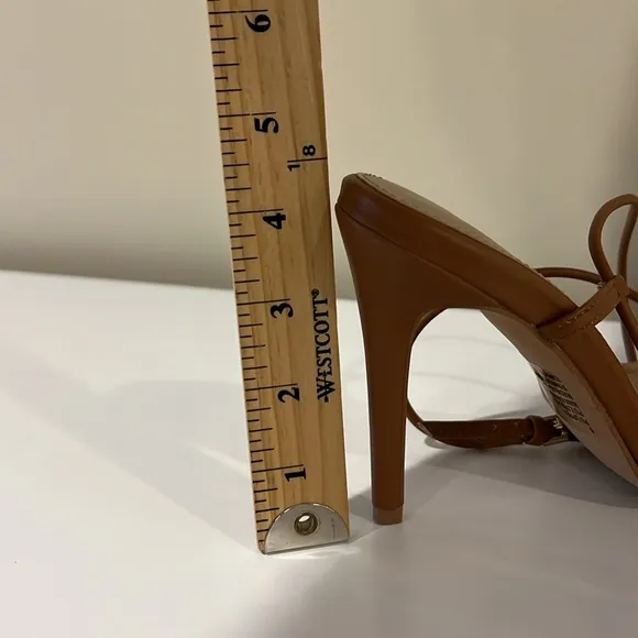 Express Women's Brown Strappy Heels size 6 NWT