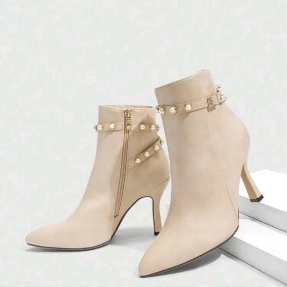 Fashionable Women Pointed Toe Metal Buckle Decor Heeled Casual Ankle Boots
