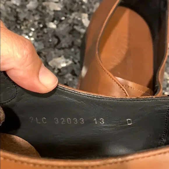 Ferragamo brown lace up dress shoes