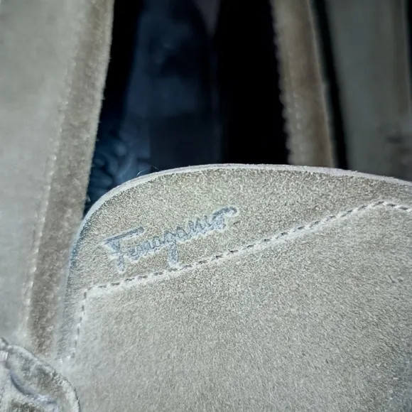Ferragamo men's loafers suede size 10.5D