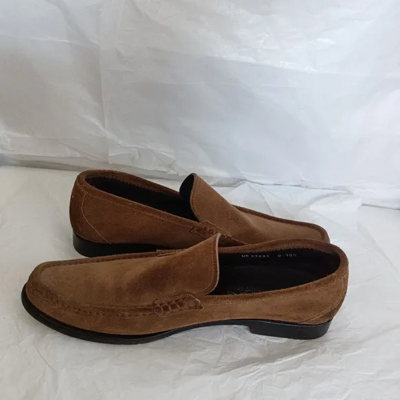 Ferragamo men's loafers suede size 10.5D