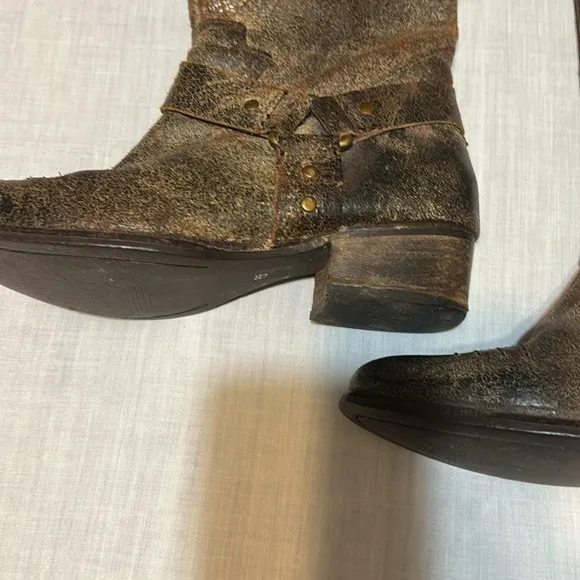Flower Child Distressed Brown Leather Boots
