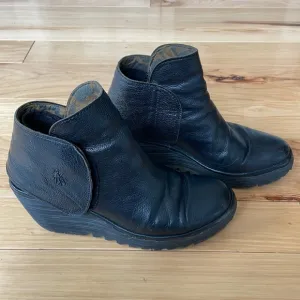 Fly London Yogi Wrap Booties