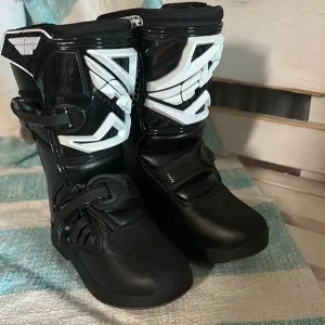 Fly Racing “Maverick” Motocross Boot Boys Youth Size 10 NWOT