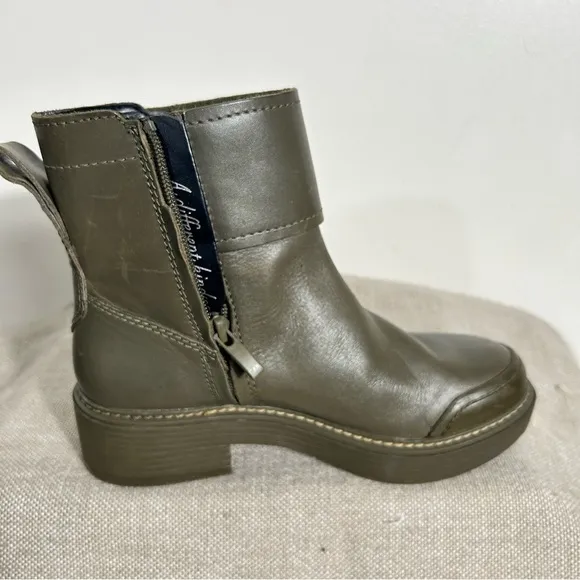Franco Sarto Women Olive Leather Karrie Ankle Boots- SIZE 5