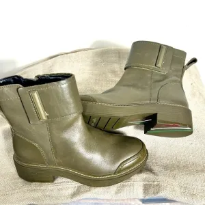Franco Sarto Women Olive Leather Karrie Ankle Boots- SIZE 5