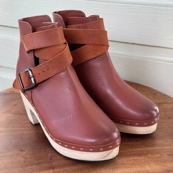 Free People Bungalow Brown Leather Strap Wooden Heel Clog Boots Buckle Detail 7
