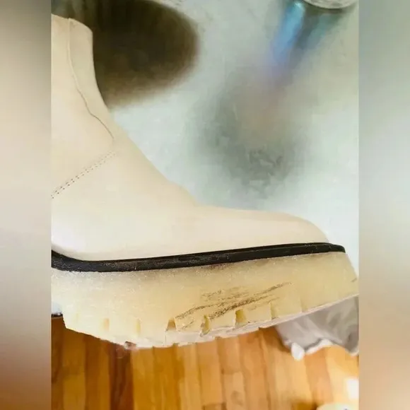 Free People James Chelsea Boots Size 38 Bone Leather NWOT
