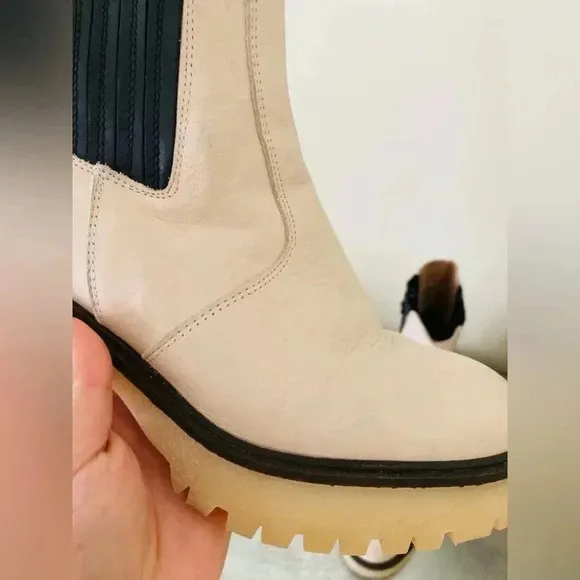 Free People James Chelsea Boots Size 38 Bone Leather NWOT