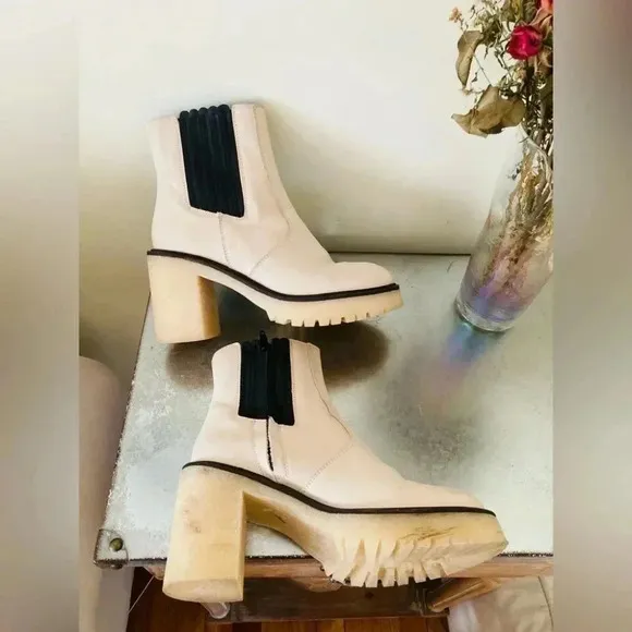 Free People James Chelsea Boots Size 38 Bone Leather NWOT