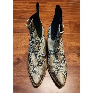 Free People x Jeffrey Campbell Flynn Snakeskin Pattern‎ Leather Boots, Size 7.5