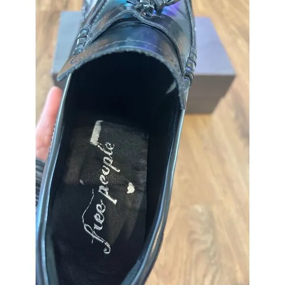 FREE PEOPLE black leather vintage loafers shoes women’s 8.5 new