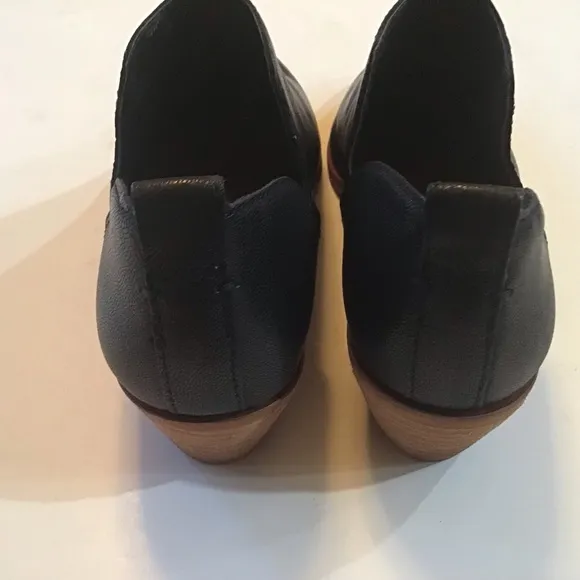 Frye &amp; Co Rubie Slip On Bootie Size 7M Black -New