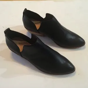 Frye &amp; Co Rubie Slip On Bootie Size 7M Black -New