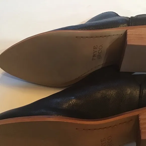 Frye &amp; Co Rubie Slip On Bootie Size 7M Black -New