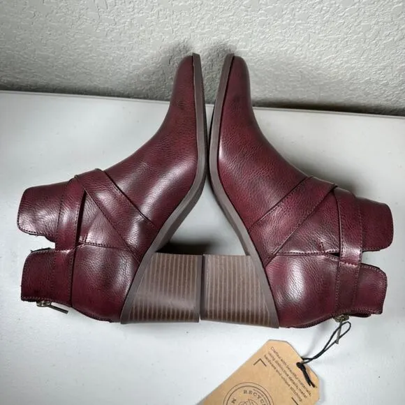 Frye and Co Pembrooke Redwood Womens 6.5 Boots Brown Ankle Booties Shoes NWT NEW
