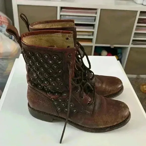 Frye boots brown combat shoes