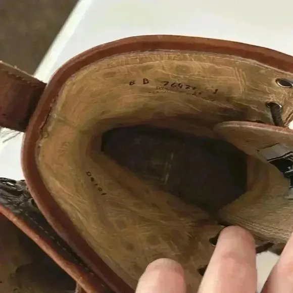 Frye boots brown combat shoes
