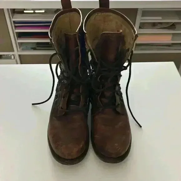Frye boots brown combat shoes