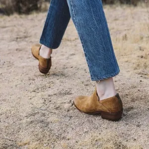Frye Carson Shootie Suede Leather Slip On Ankle Booties Brandy Brown Tan Size 9M
