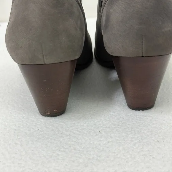 Frye Chelsea Reina Cut Out Bootie Ankle Boots Taupe  Size 8 M