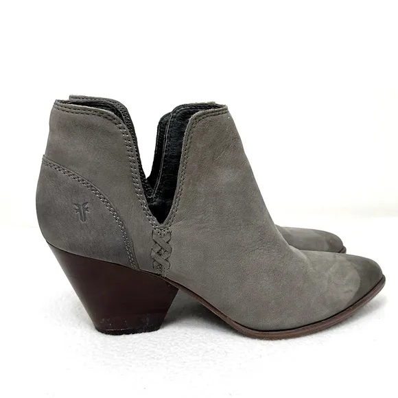 Frye Chelsea Reina Cut Out Bootie Ankle Boots Taupe  Size 8 M