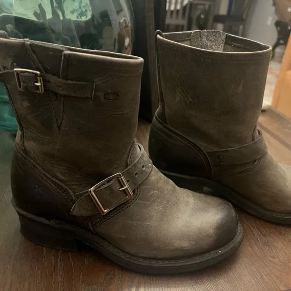 Frye Engineer 8R boots sz 6.5 Charcoal