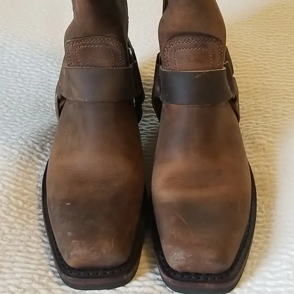 Frye Harness Boots NWOT 6.5