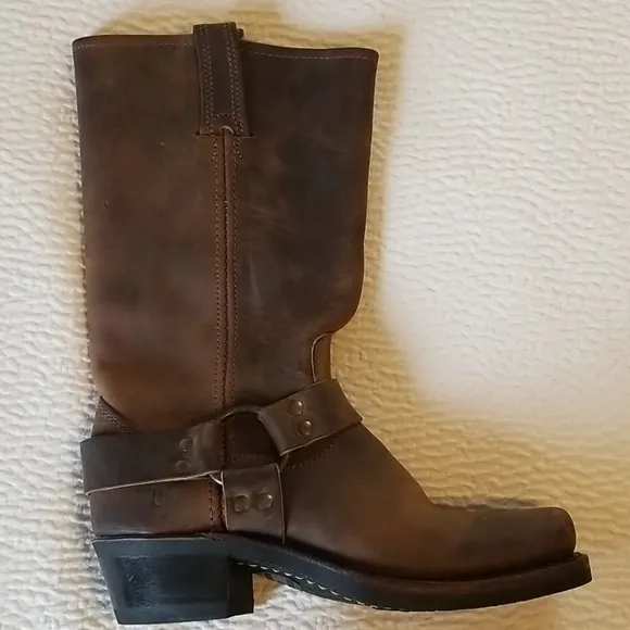 Frye Harness Boots NWOT 6.5