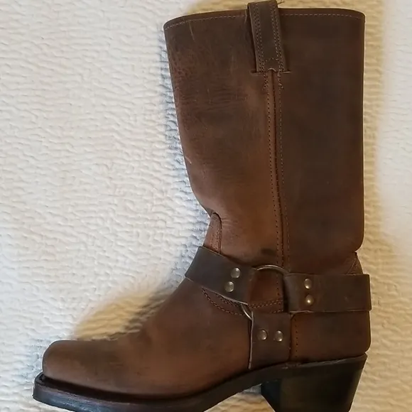 Frye Harness Boots NWOT 6.5