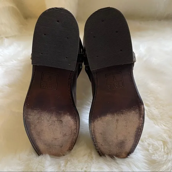 Frye - Like New Wyatt Harness - Mixed Browns