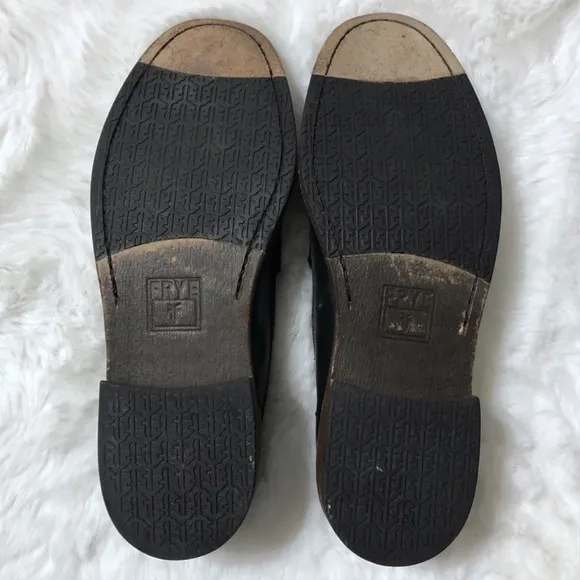 Frye Men’s Black Leather Loafers size 9.5