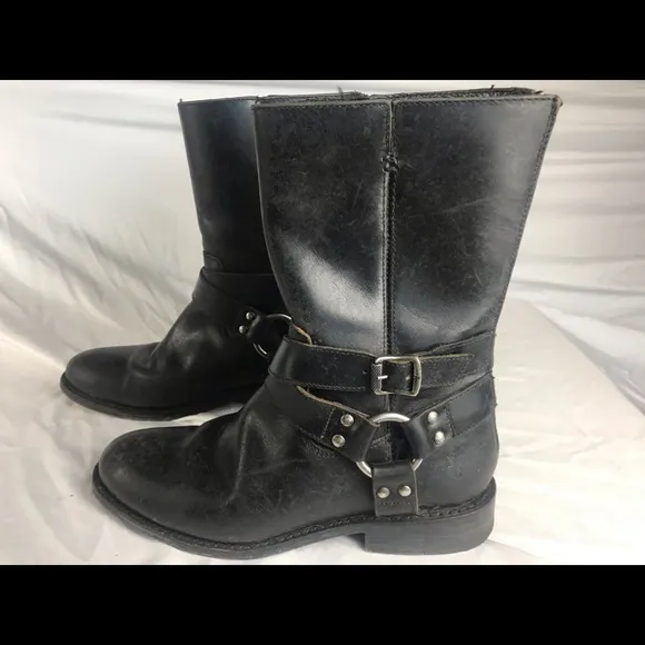 FRYE Moto Back Zipper Harness Boot 6.5
