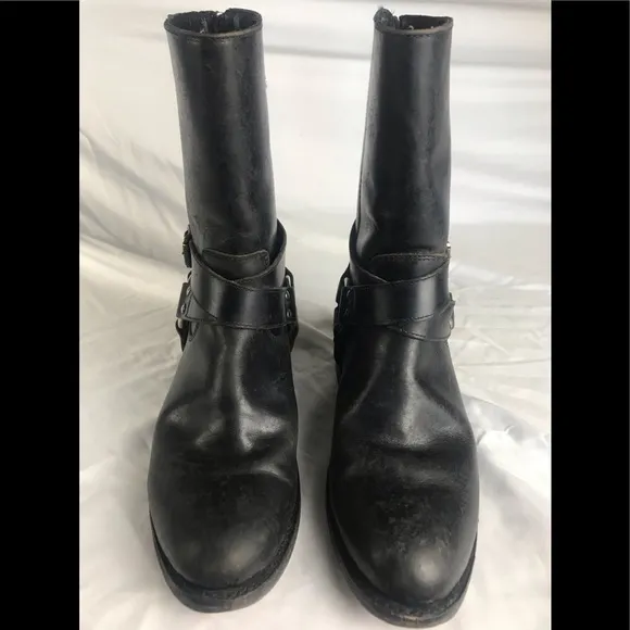 FRYE Moto Back Zipper Harness Boot 6.5