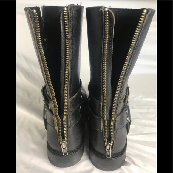 FRYE Moto Back Zipper Harness Boot 6.5