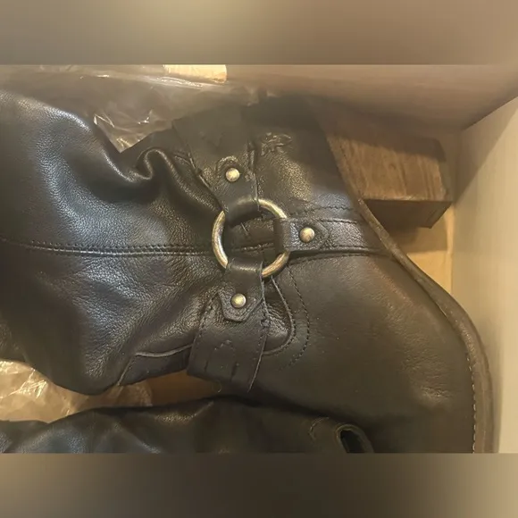 Frye Taylor Harness Women's Black leather slouch Boots Size 8 beautiful with Box