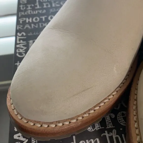 Frye Veronica leather booties size 6