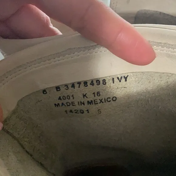 Frye Veronica leather booties size 6