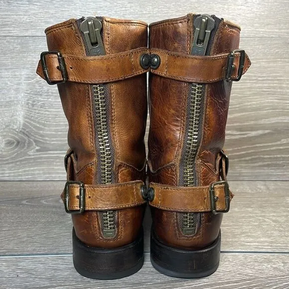 Frye Veronica Short 76603 Women’s Sz 8B Cognac Leather Buckle Full Rear Zip Boot