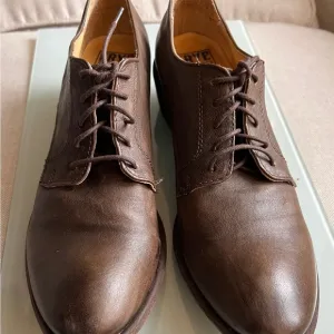 Frye woman’s leather shoes size 11