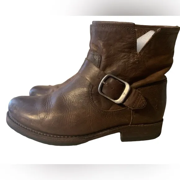 Frye women's Veronica distressed leather booties chrome brown boots shoes 7M