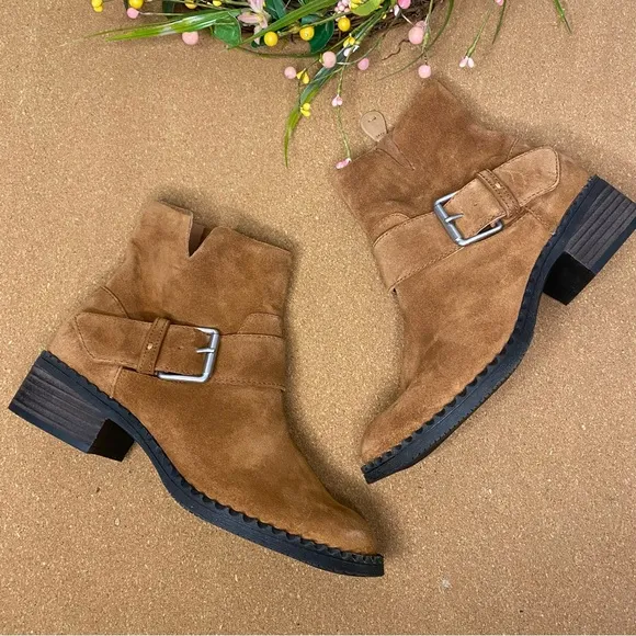 Gentle Souls Best Slit Moto Ankle Booties Shoes Size 6.5