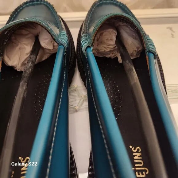 GH Bass Originals Whitney Candy Lug Loafers. NIB. Deep Aqua. Size 8
